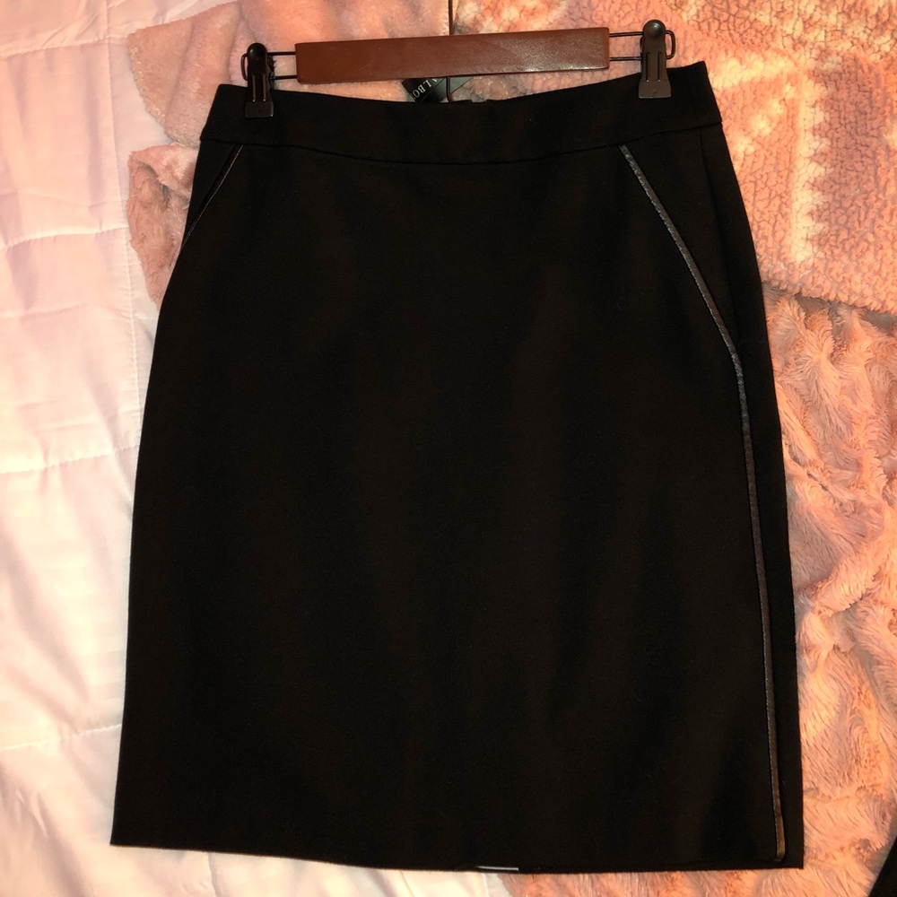 TALBOTS PENCIL SKIRT- never worn 4 petite